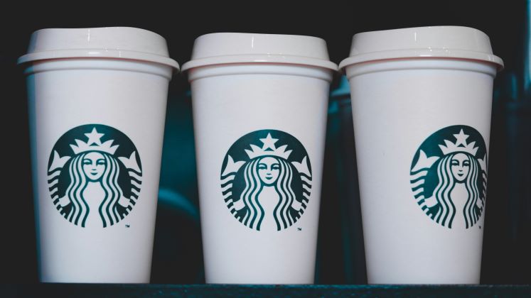 starbucks_crkevs-unsplash420